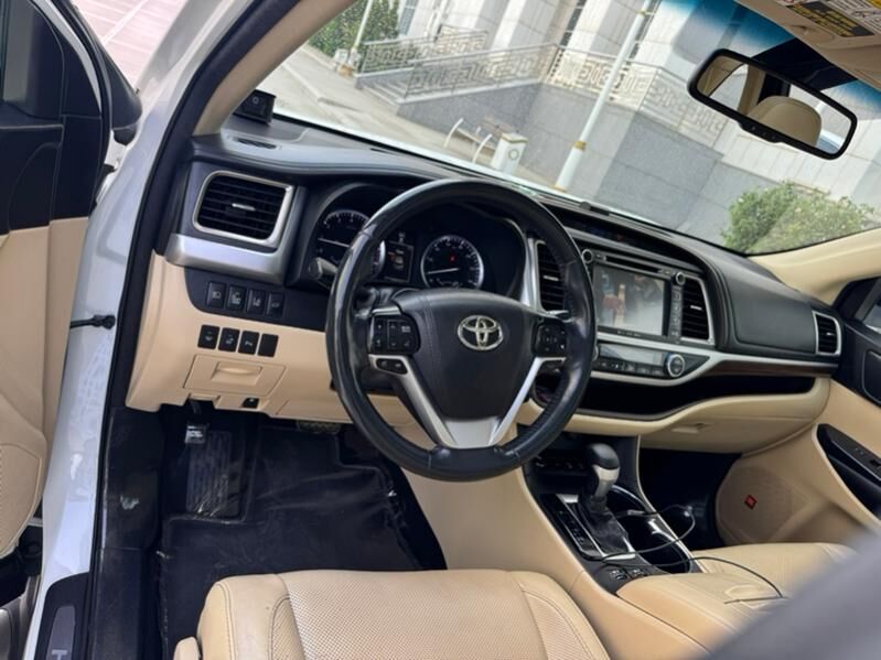 Toyota Highlander 2016 - 400 000 TMT - Aşgabat - img 9