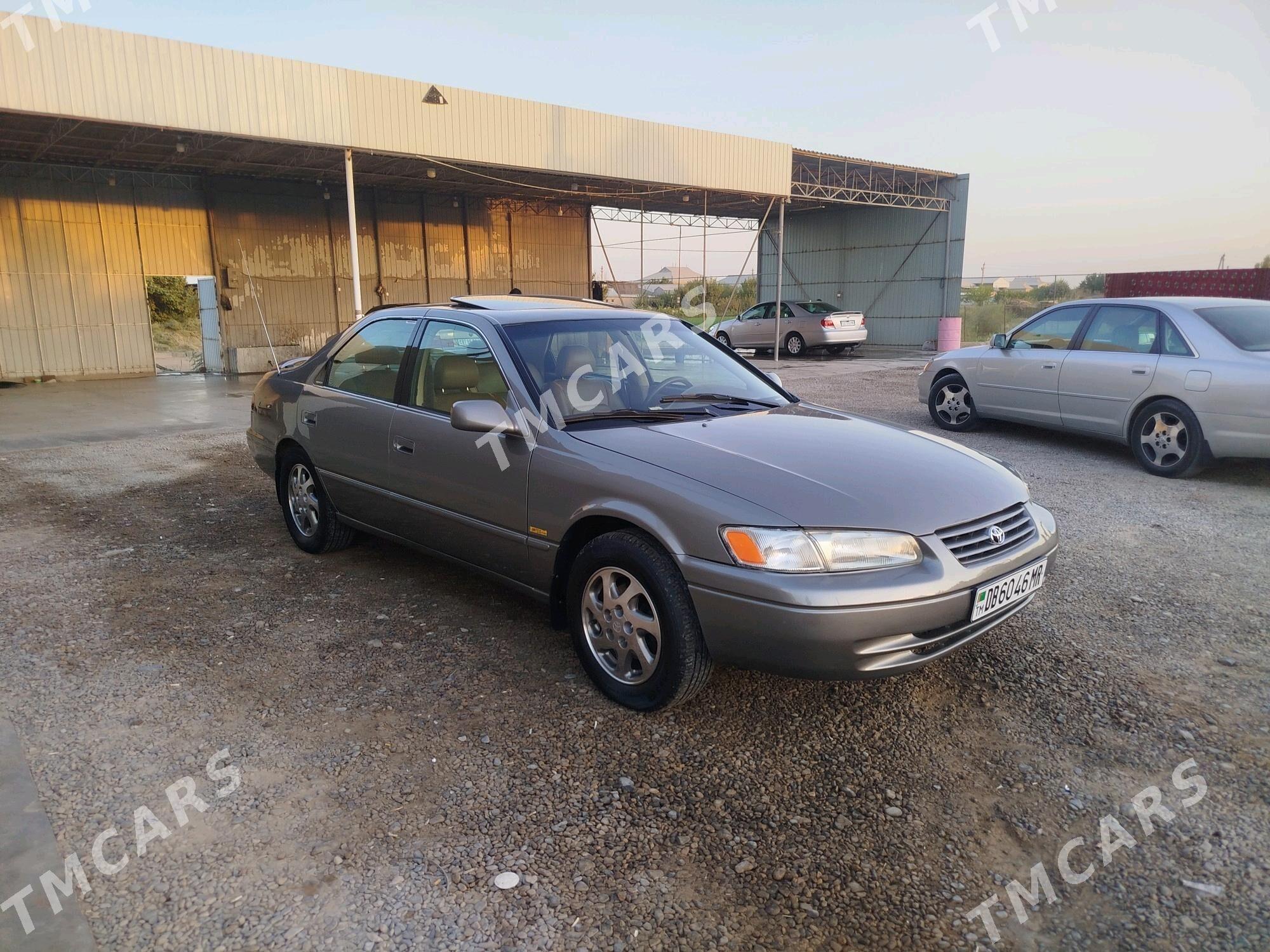 Toyota Camry 1998 - 138 000 TMT - Мары - img 4