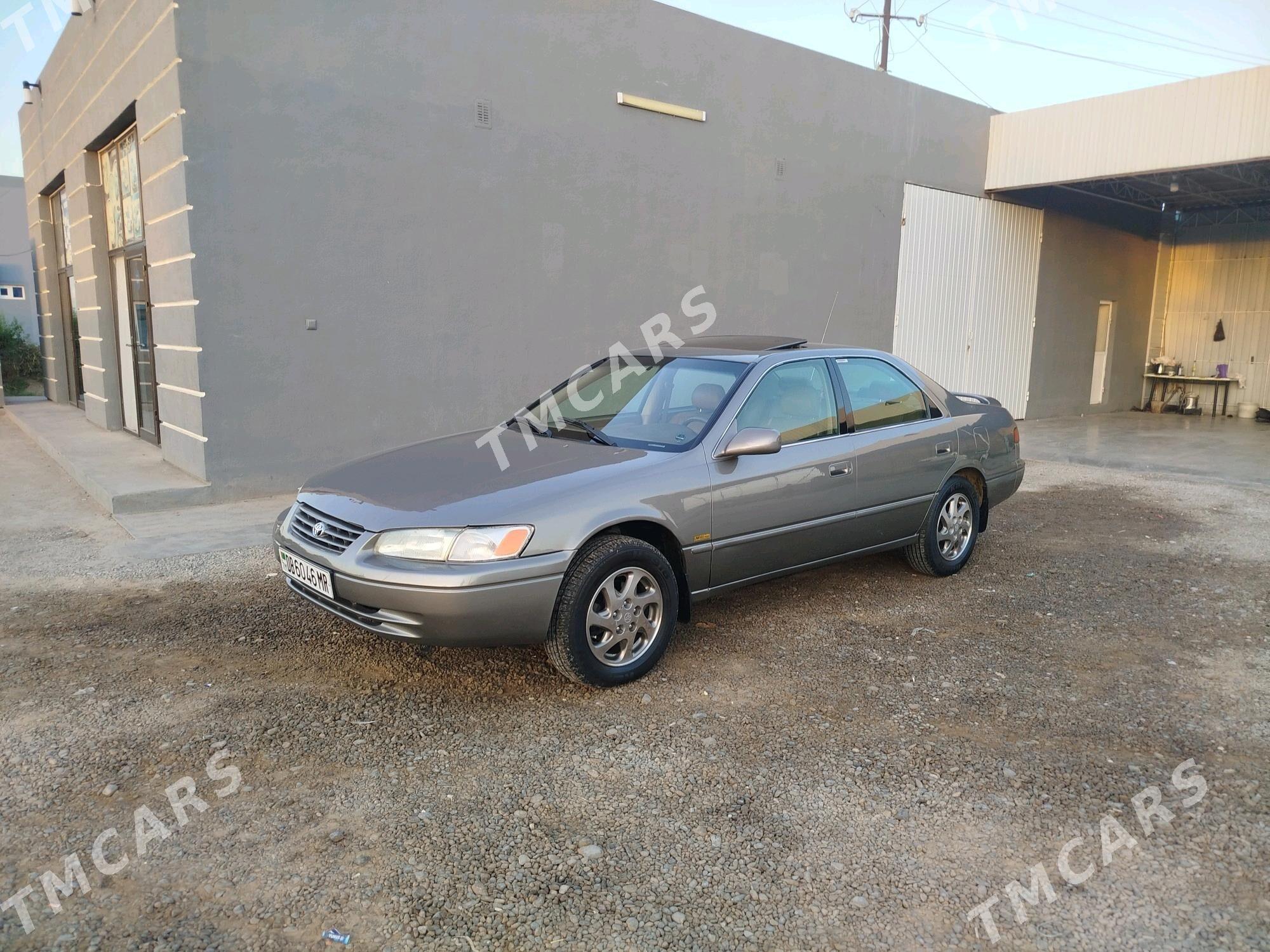 Toyota Camry 1998 - 138 000 TMT - Мары - img 9