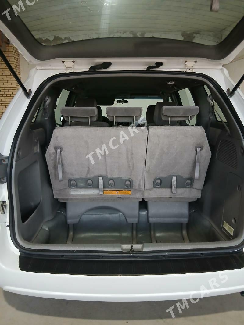 Toyota Sienna 2009 - 250 000 TMT - Байрамали - img 5