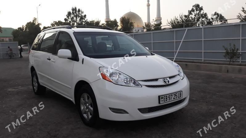 Toyota Sienna 2006 - 230 000 TMT - Türkmenabat - img 2