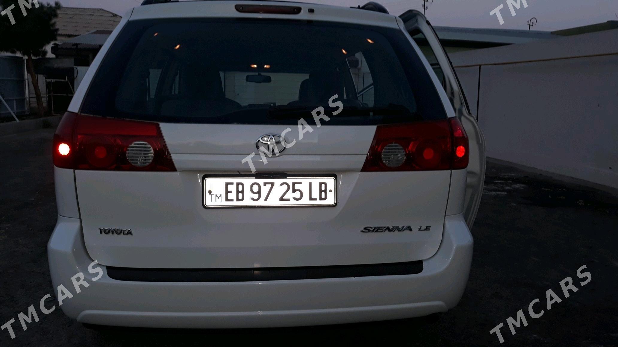 Toyota Sienna 2006 - 230 000 TMT - Türkmenabat - img 4