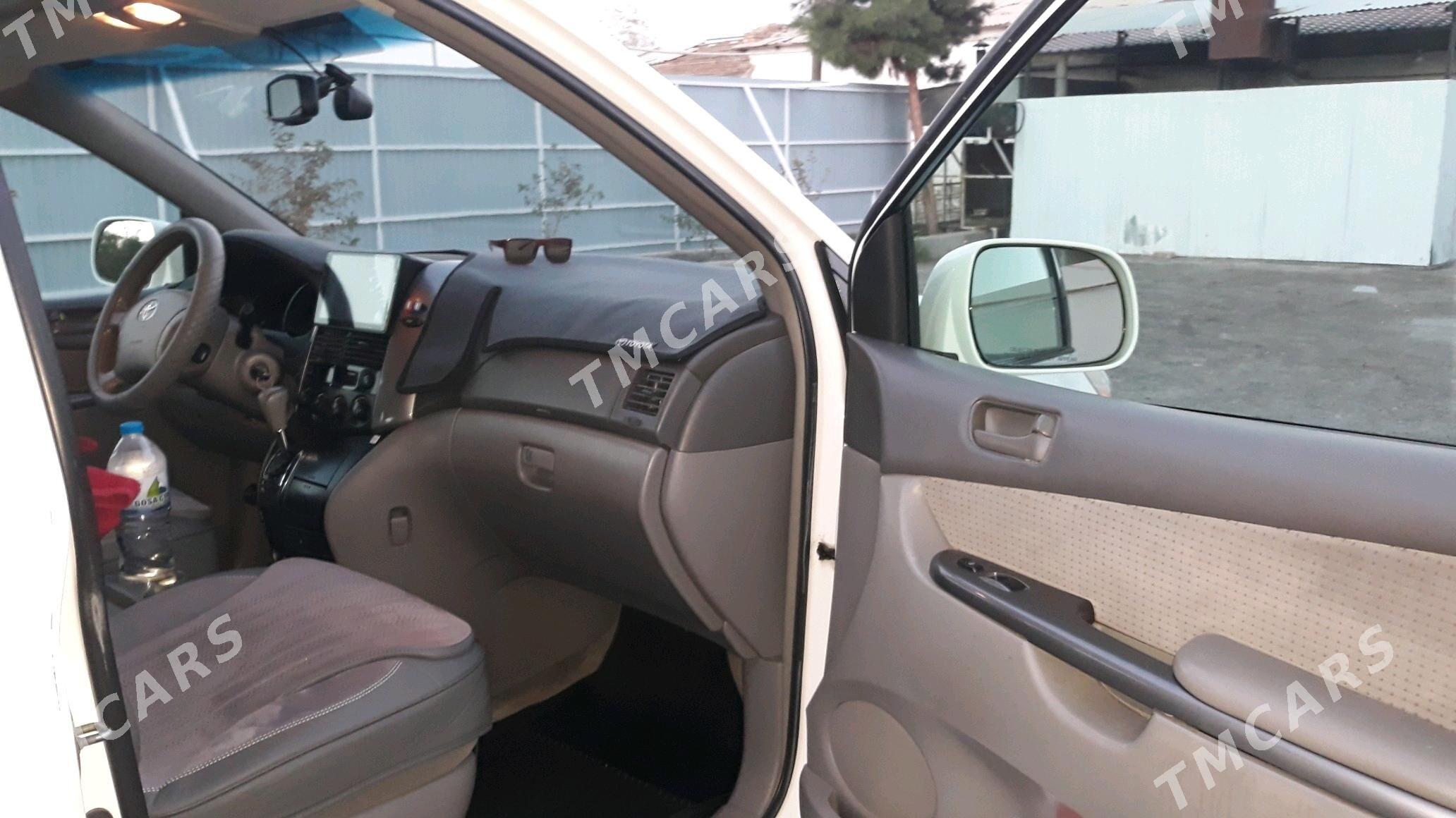 Toyota Sienna 2006 - 230 000 TMT - Türkmenabat - img 5