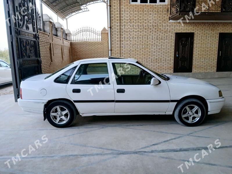 Opel Vectra 1992 - 26 000 TMT - Мары - img 4