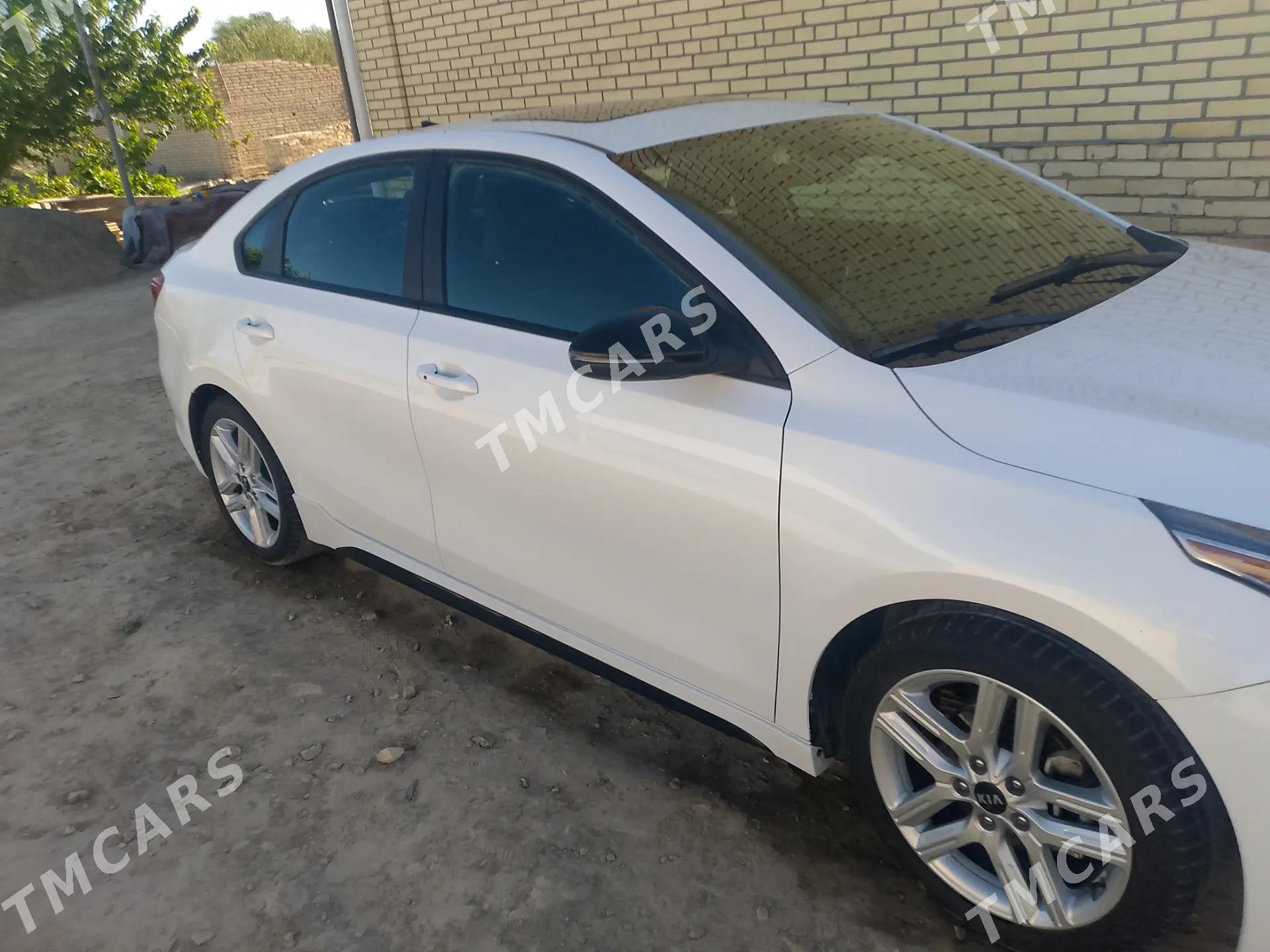 Kia Forte 2021 - 240 000 TMT - Baýramaly - img 8