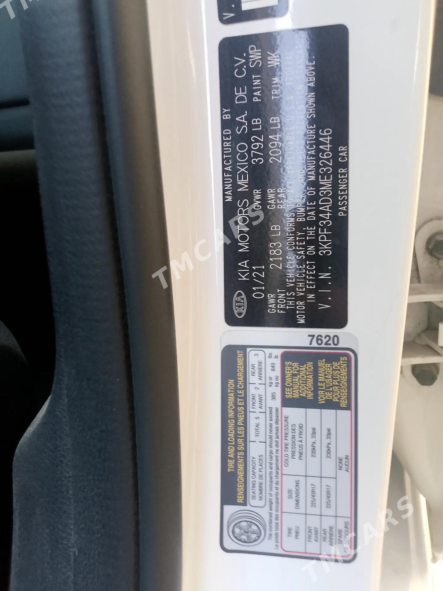 Kia Forte 2021 - 240 000 TMT - Baýramaly - img 6