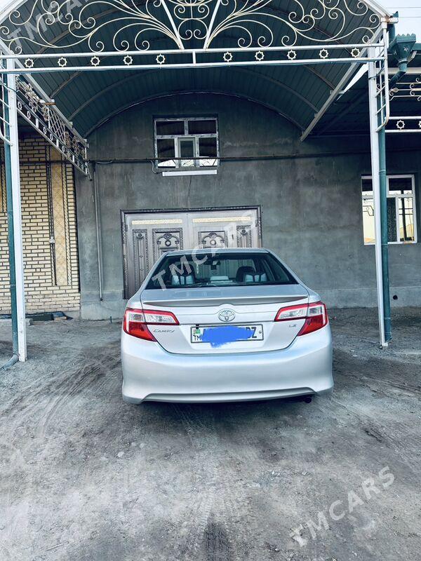 Toyota Camry 2012 - 230 000 TMT - Дашогуз - img 7