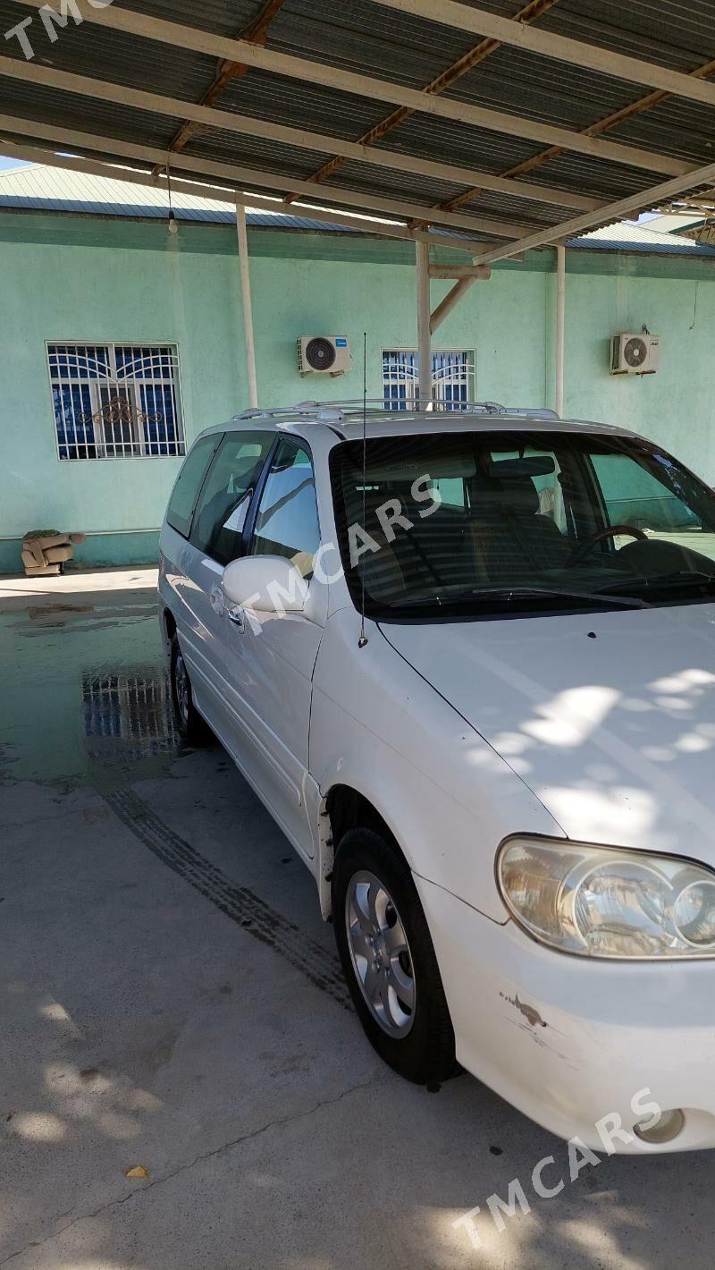 Kia Sedona 2003 - 90 000 TMT - Бахарден - img 7