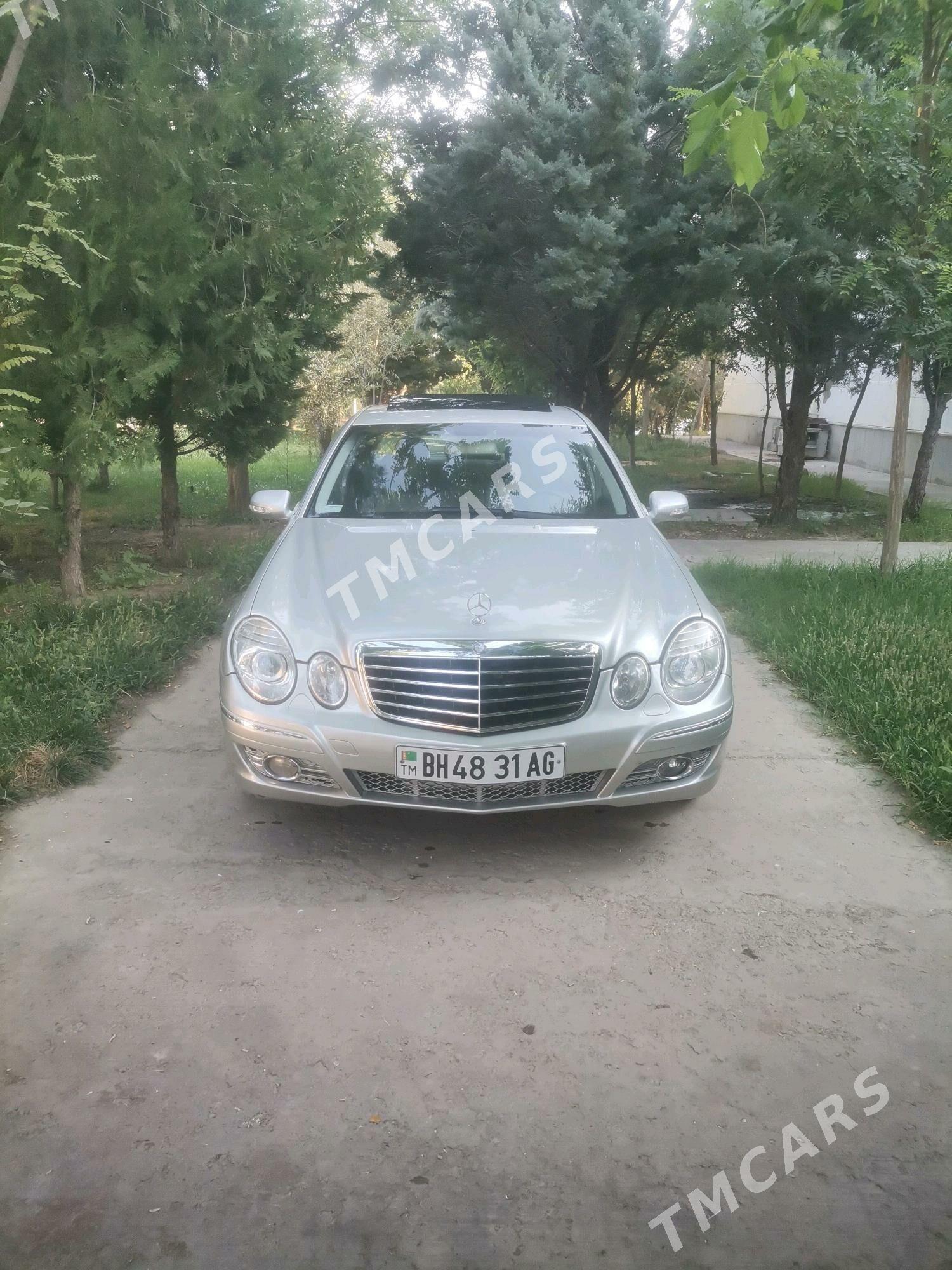 Mercedes-Benz E320 2003 - 145 000 TMT - Бахарден - img 4
