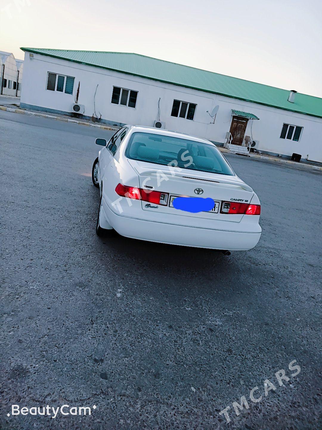 Toyota Camry 2001 - 127 000 TMT - Aşgabat - img 3