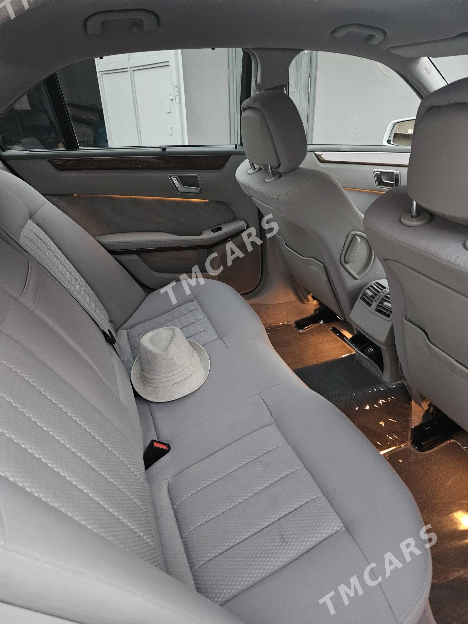Mercedes-Benz E350 2011 - 280 000 TMT - Хитровка - img 2