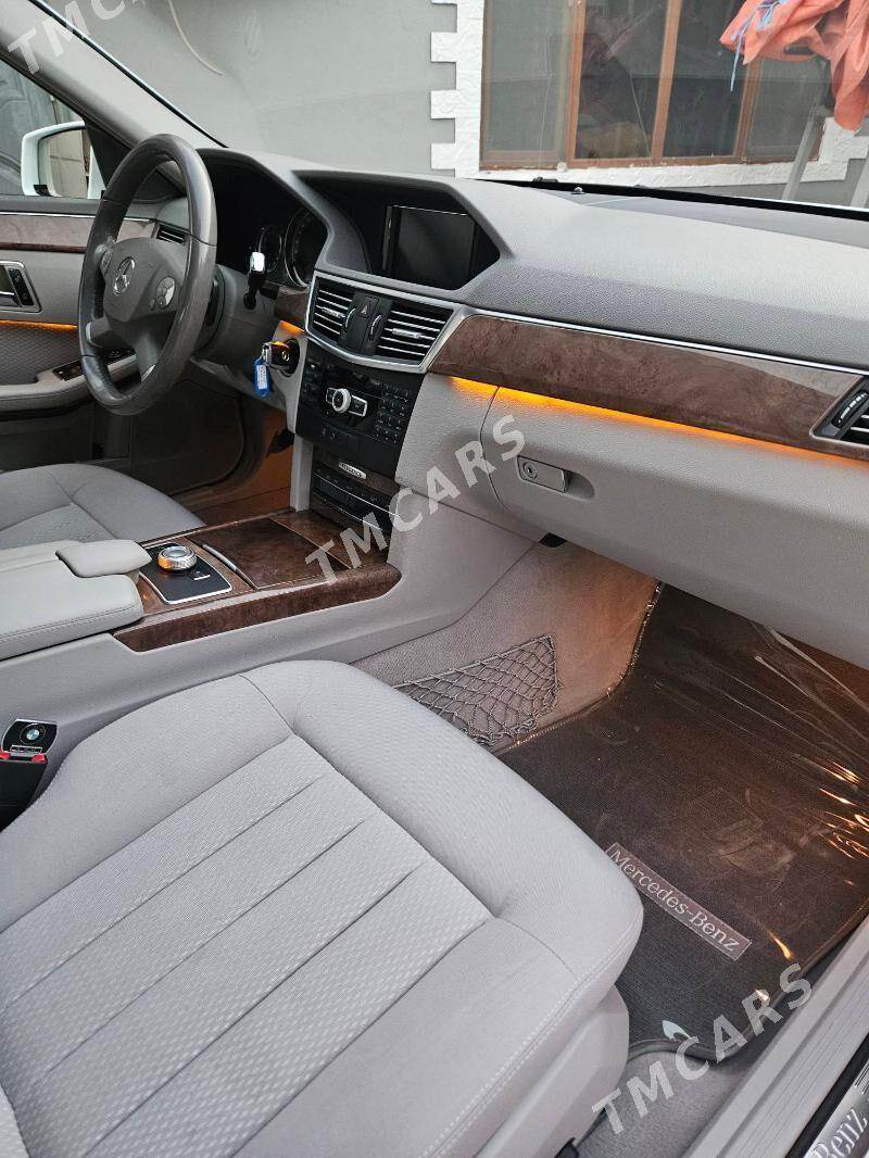 Mercedes-Benz E350 2011 - 280 000 TMT - Хитровка - img 5