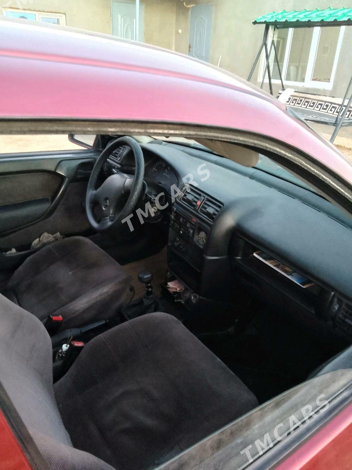 Opel Vectra 1993 - 40 000 TMT - Wekilbazar - img 7