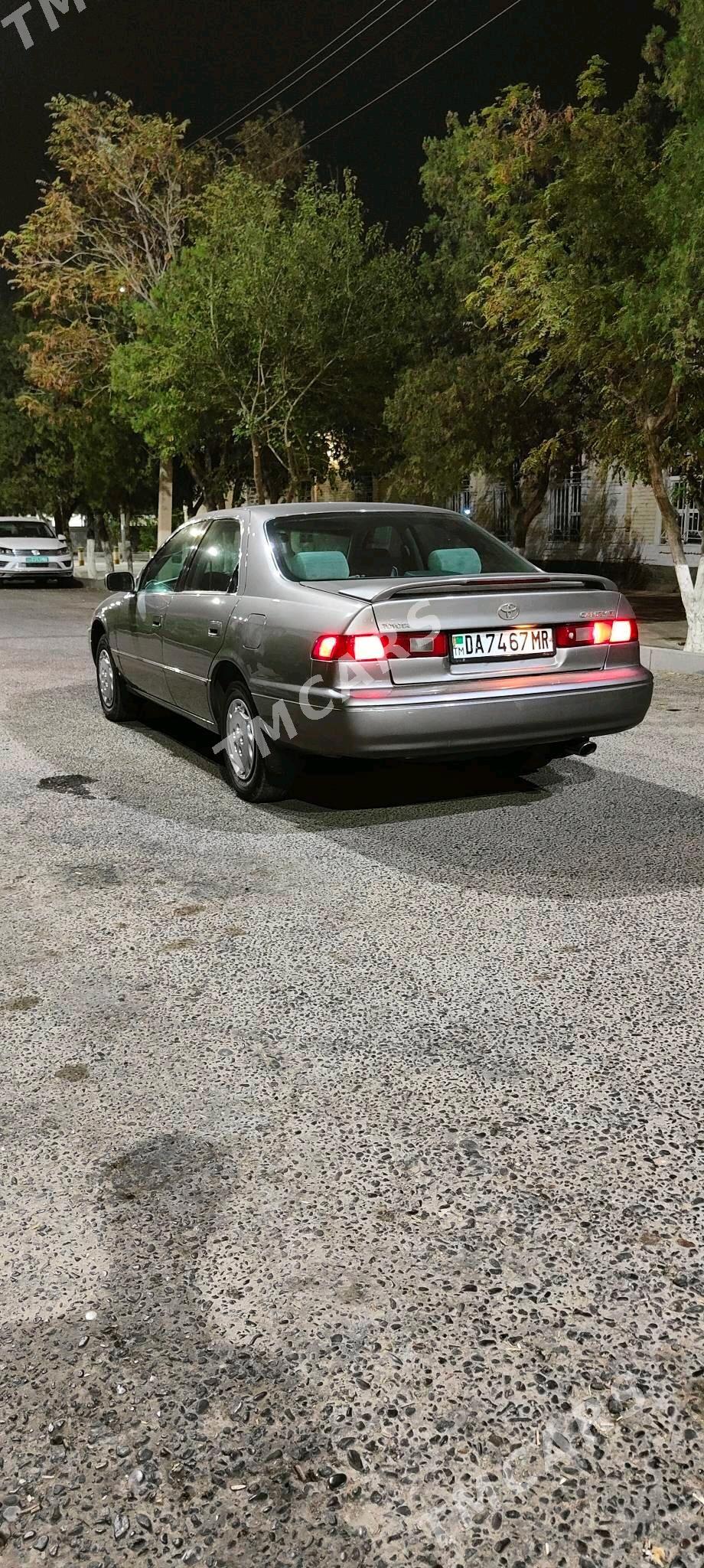 Toyota Camry 1998 - 135 000 TMT - Мары - img 9