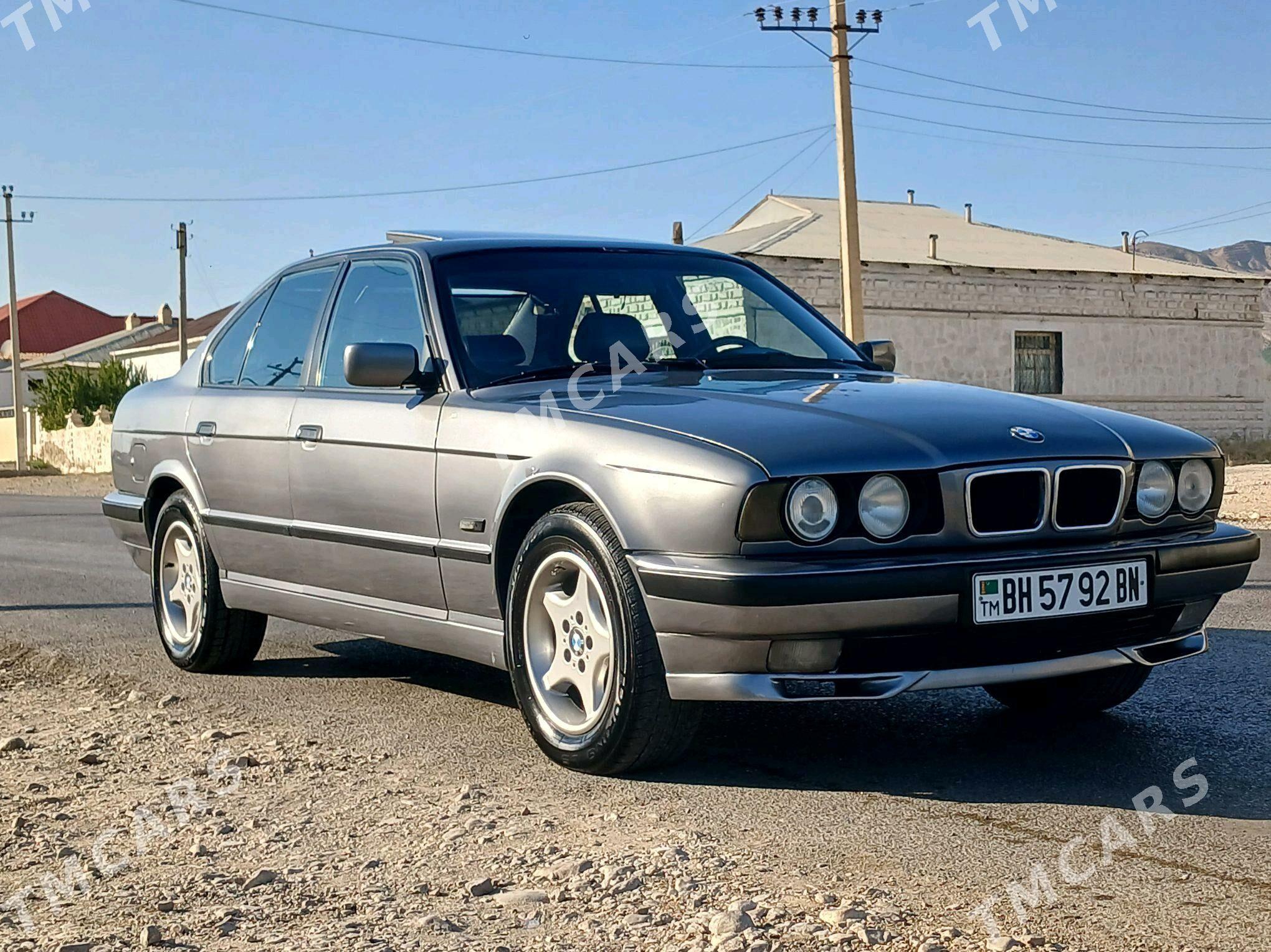 BMW 525 1995 - 85 000 TMT - Балканабат - img 2