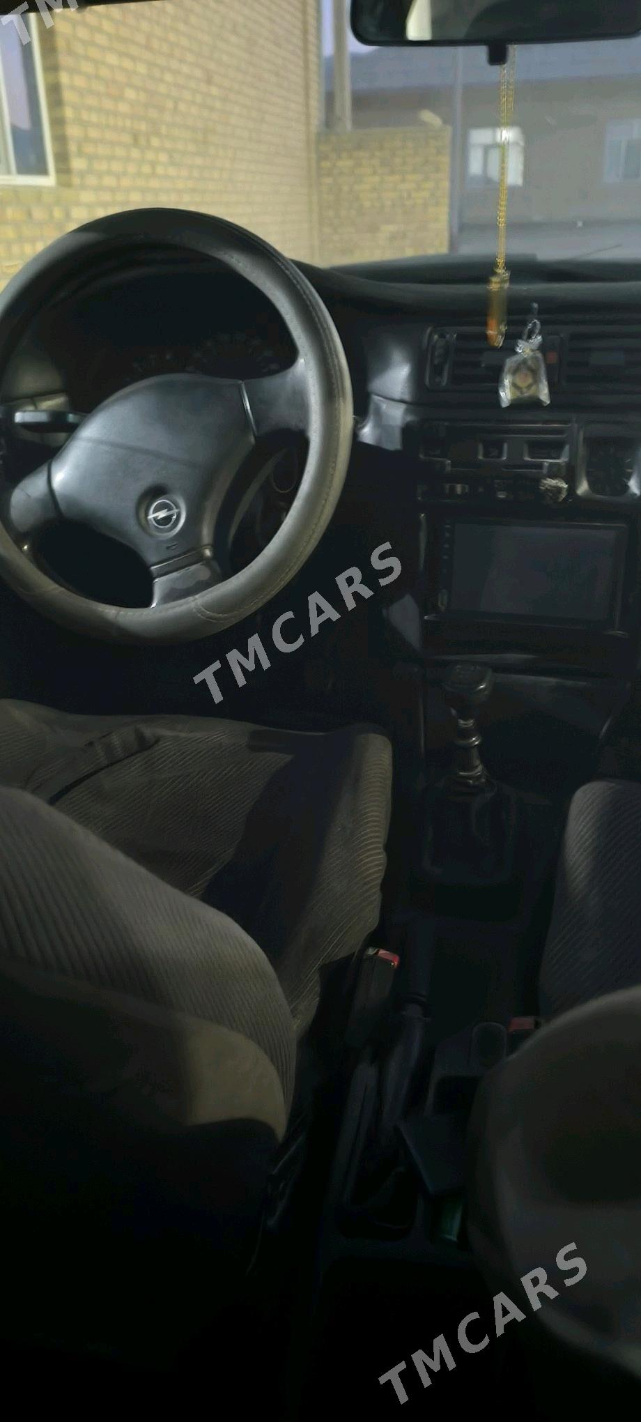 Opel Vectra 1991 - 31 000 TMT - Бахарден - img 7