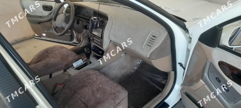 Toyota Avalon 1999 - 126 000 TMT - Гурбансолтан Едже - img 3