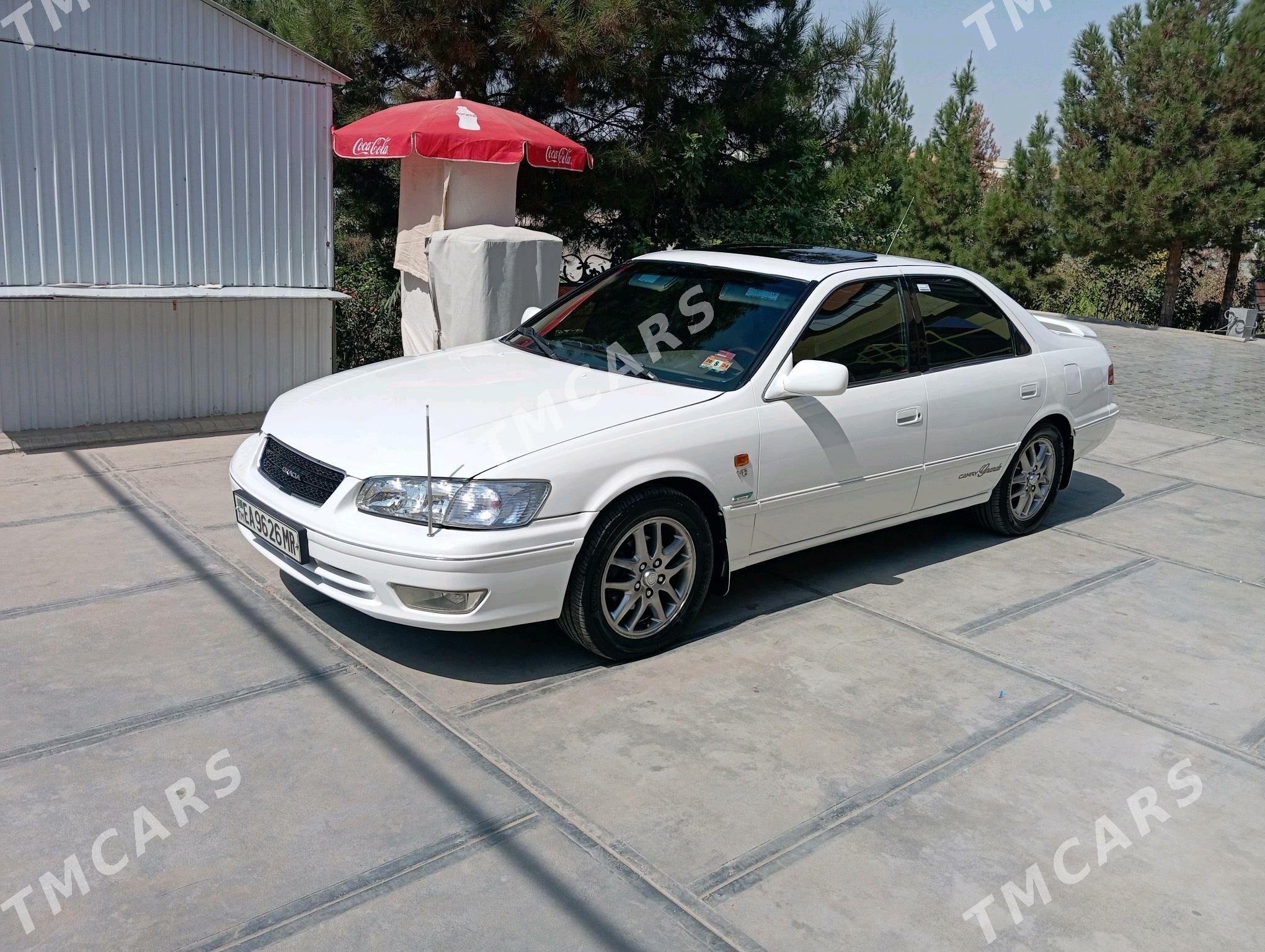 Toyota Camry 2001 - 178 000 TMT - Байрамали - img 9