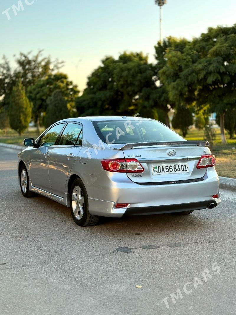 Toyota Corolla 2011 - 170 000 TMT - Дашогуз - img 4