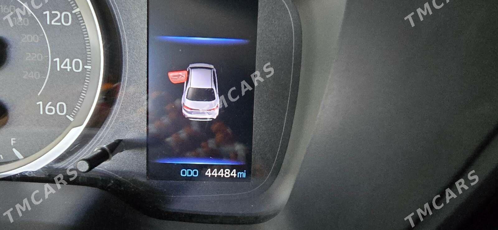 Toyota Corolla 2020 - 250 000 TMT - Гёкдепе - img 9