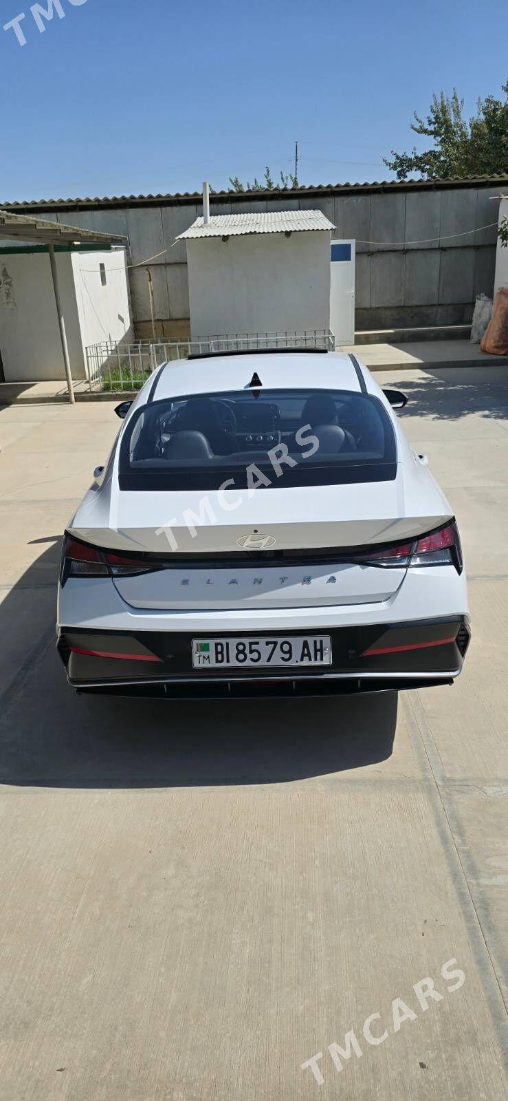 Hyundai Elantra 2024 - 260 000 TMT - Гёкдепе - img 2