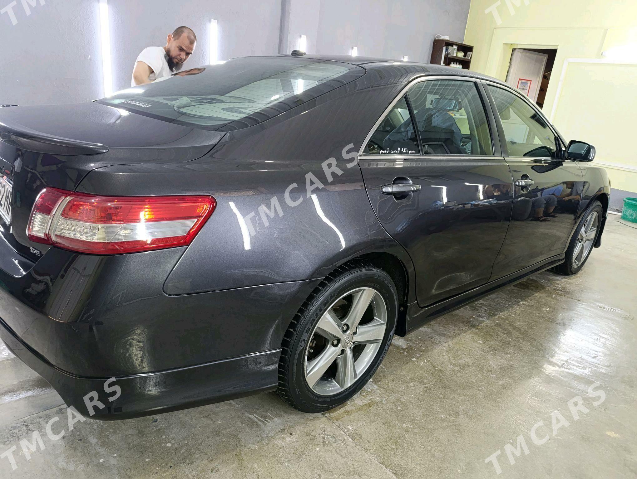 Toyota Camry 2010 - 220 000 TMT - Мары - img 5
