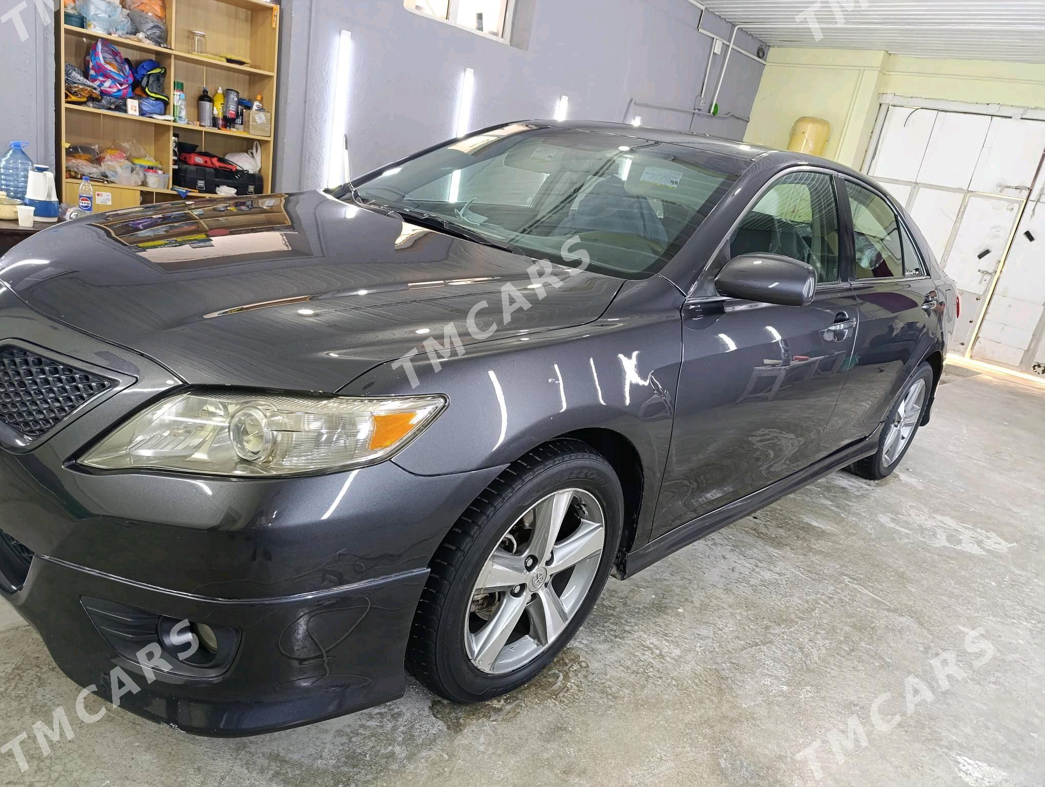 Toyota Camry 2010 - 220 000 TMT - Мары - img 8