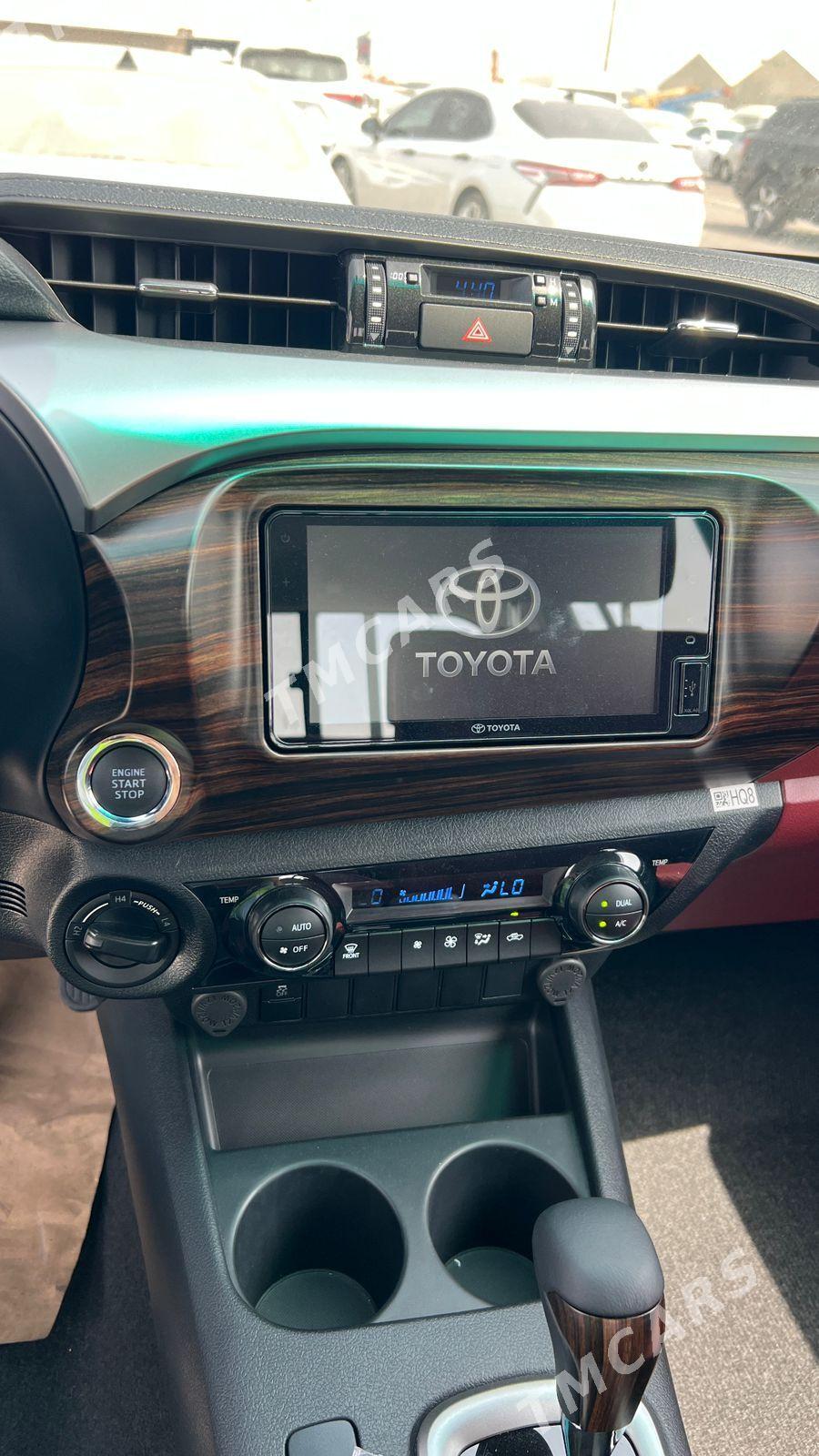 Toyota Hilux 2025 - 690 000 TMT - Mary - img 2