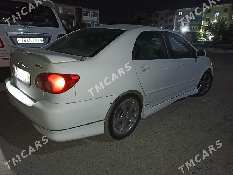 Toyota Corolla 2004 - 100 000 TMT - Türkmenabat - img 4
