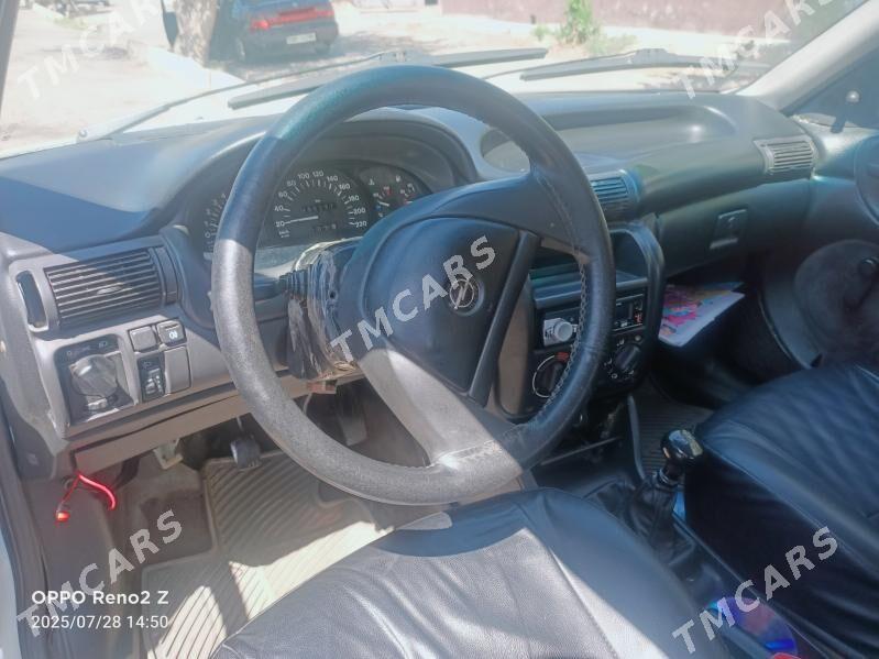 Opel Astra 1993 - 40 000 TMT - Мары - img 5