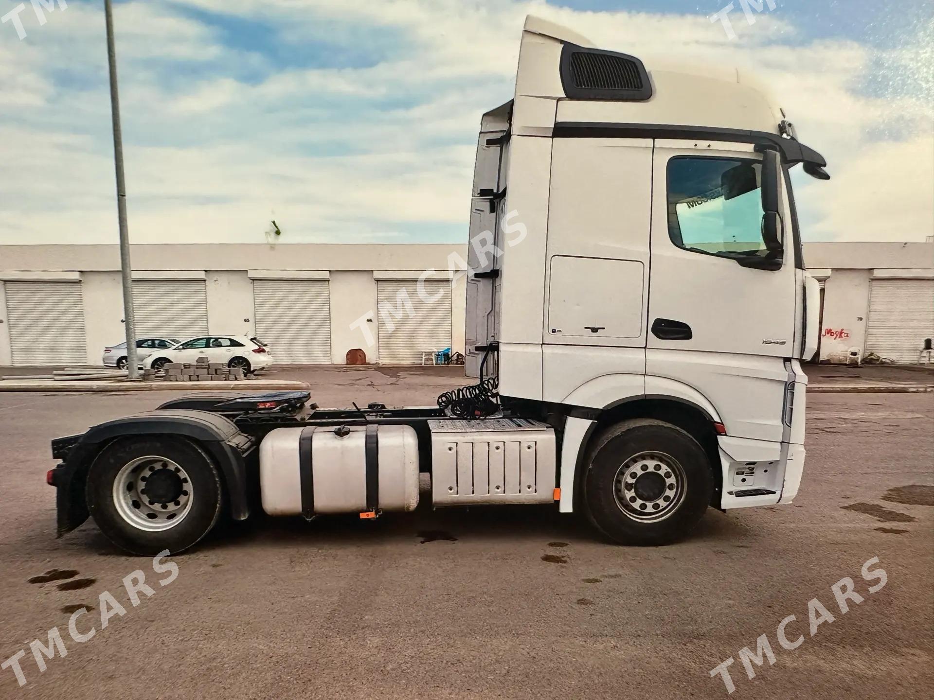 Mercedes-Benz ACTROS 3331 2014 - 686 000 TMT - Ашхабад - img 3