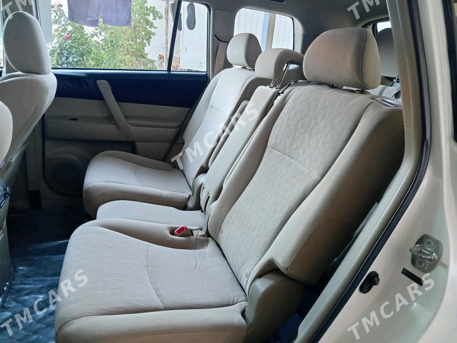 Toyota Highlander 2012 - 325 000 TMT - Туркменабат - img 3