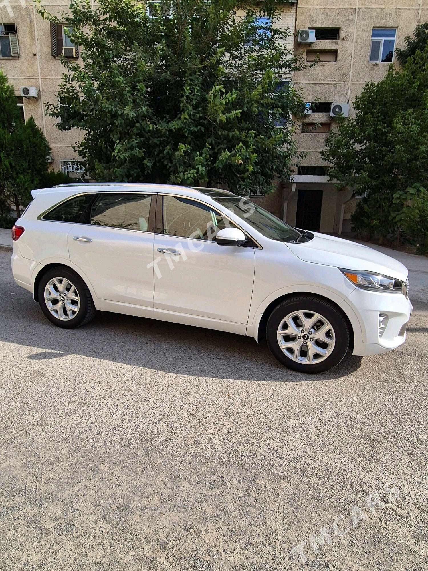 Kia Sorento 2019 - 340 000 TMT - Aşgabat - img 2