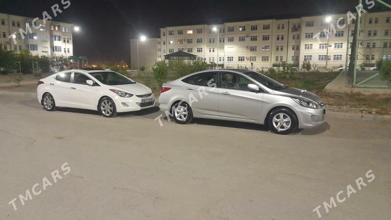 Hyundai Elantra 2011 - 178 000 TMT - Ашхабад - img 7