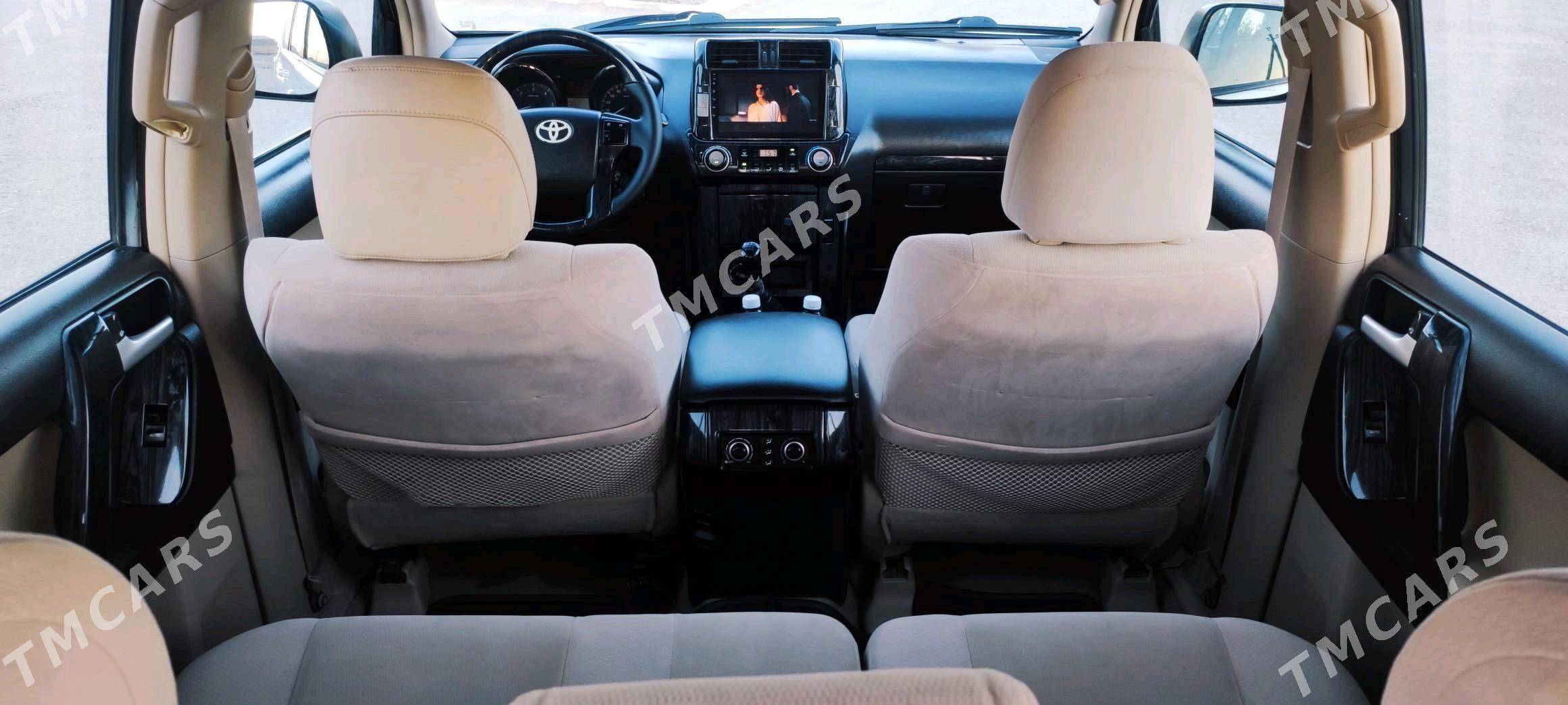Toyota Land Cruiser Prado 2012 - 400 000 TMT - Мары - img 8
