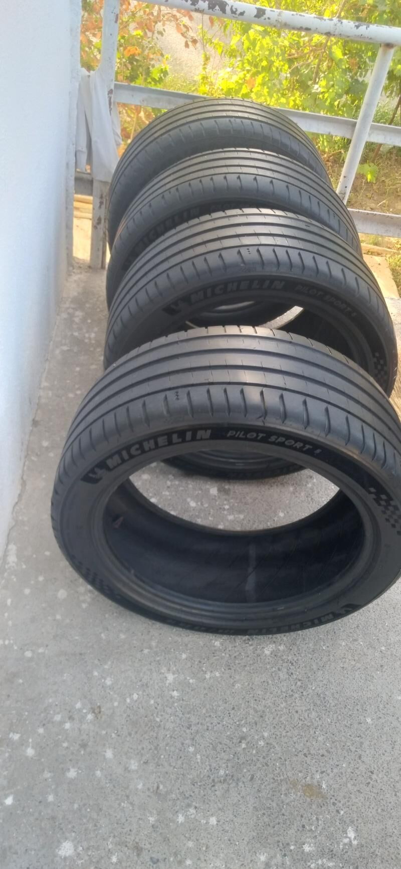 Michelin 235 45 18 3 000 TMT - Бузмеин ГРЭС - img 2