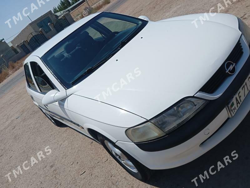 Opel Vectra 1998 - 50 000 TMT - Губадаг - img 5