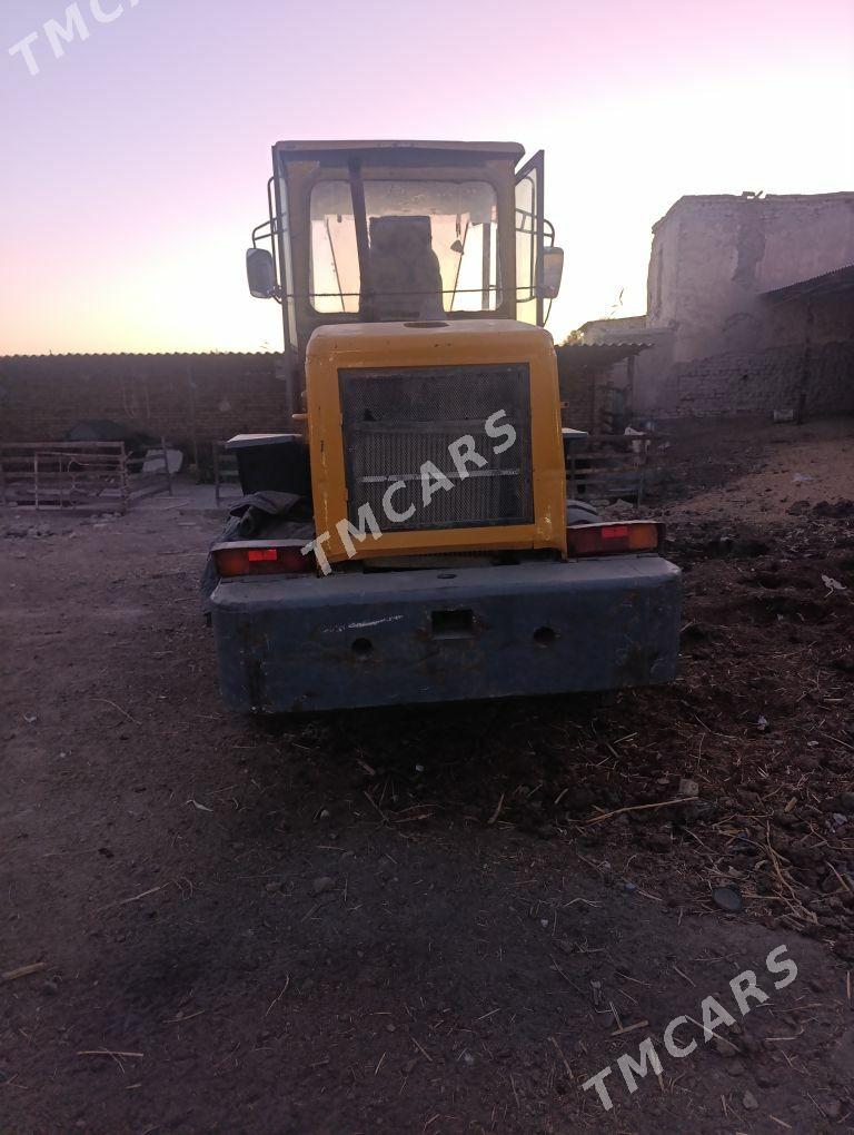 JCB ICX 2011 - 260 000 TMT - Sakar - img 2