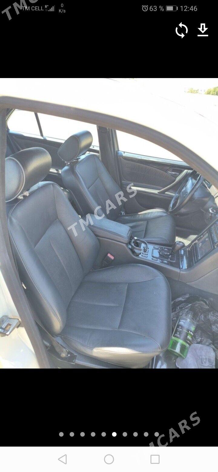 Mercedes-Benz E320 2001 - 140 000 TMT - Балканабат - img 9
