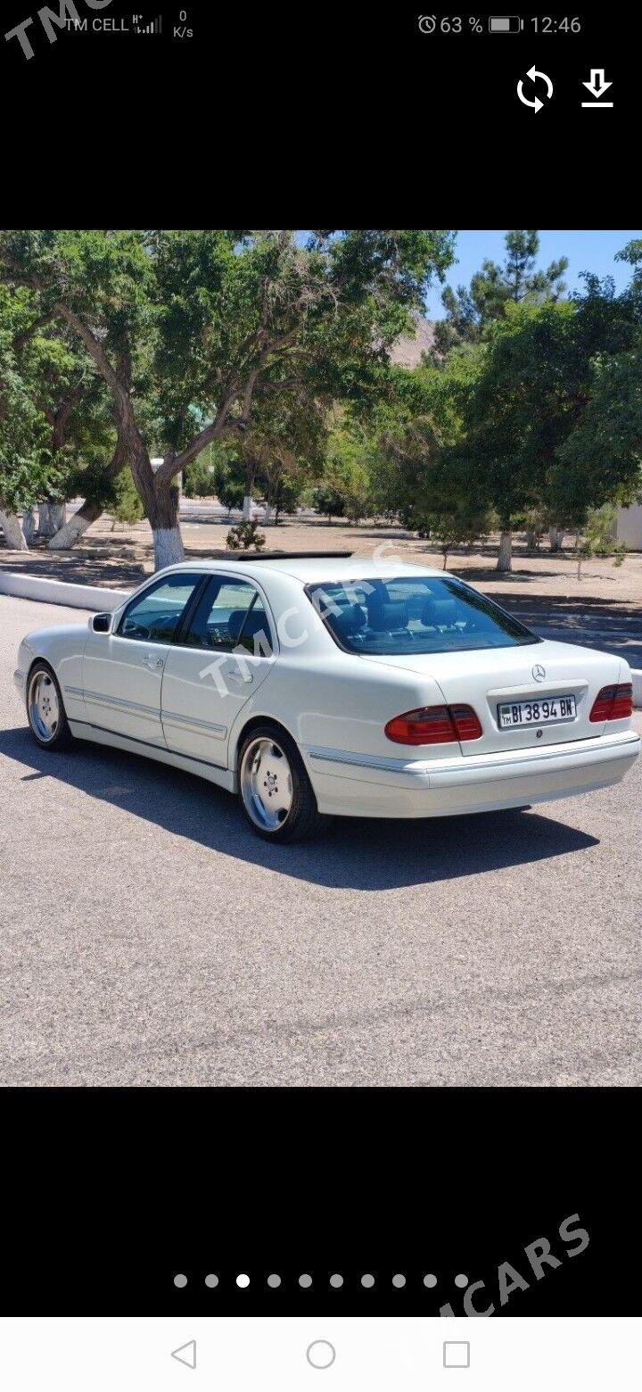 Mercedes-Benz E320 2001 - 140 000 TMT - Балканабат - img 8