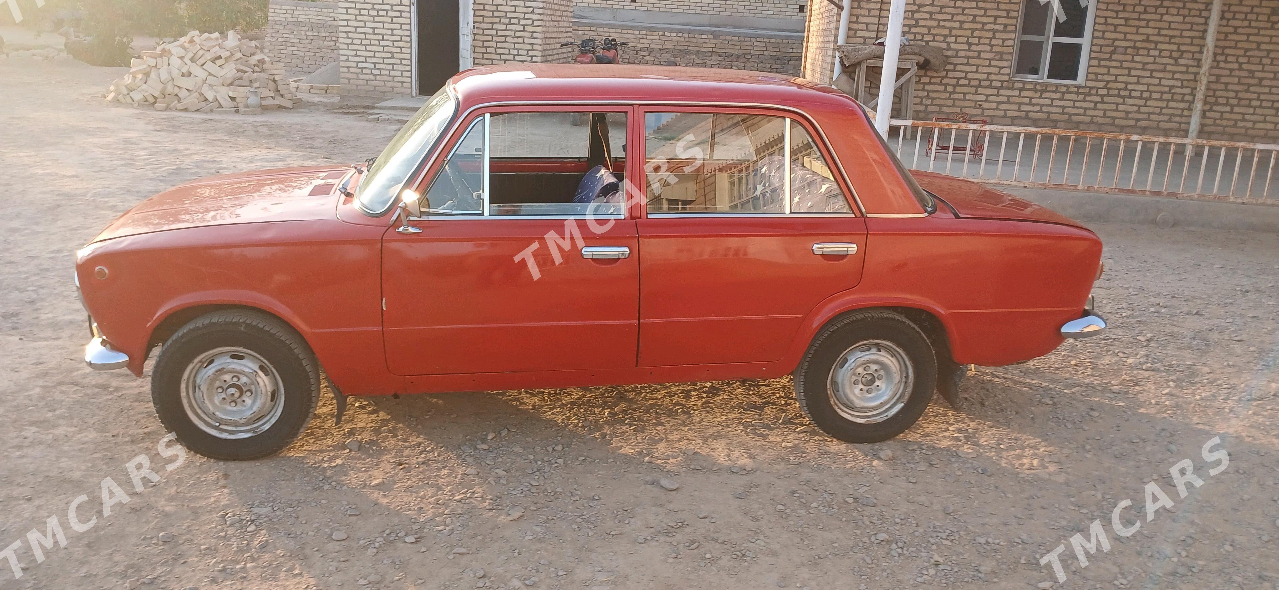 Lada 2101 1980 - 26 000 TMT - Sakarçäge - img 4