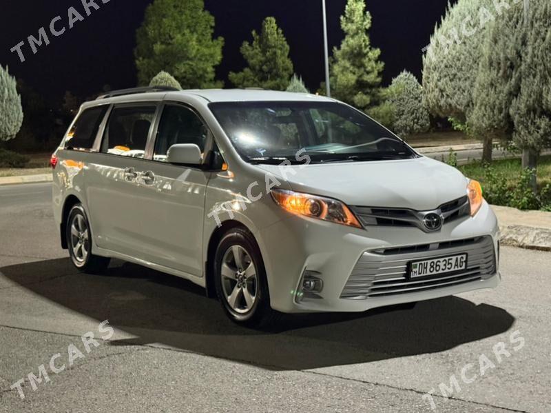 Toyota Sienna 2018 - 355 000 TMT - Ашхабад - img 4