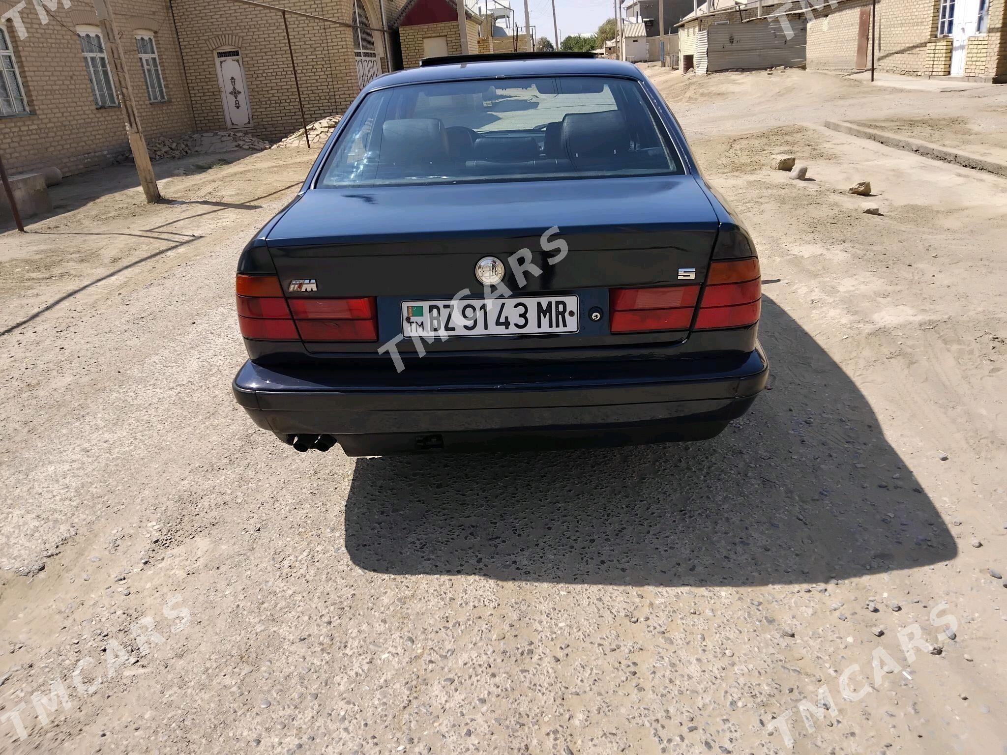 BMW 525 1989 - 38 000 TMT - Векильбазар - img 2