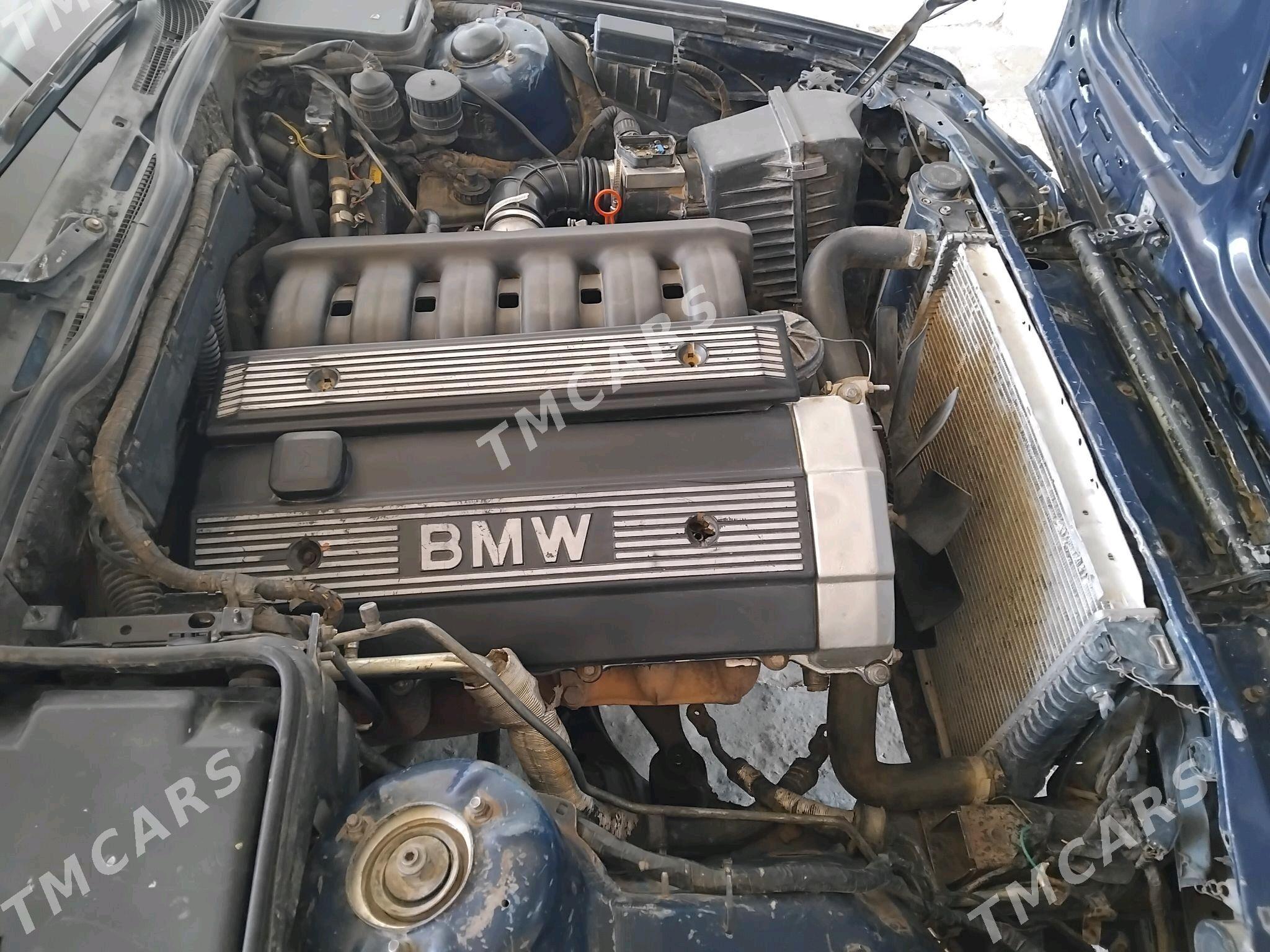 BMW 525 1989 - 38 000 TMT - Векильбазар - img 6