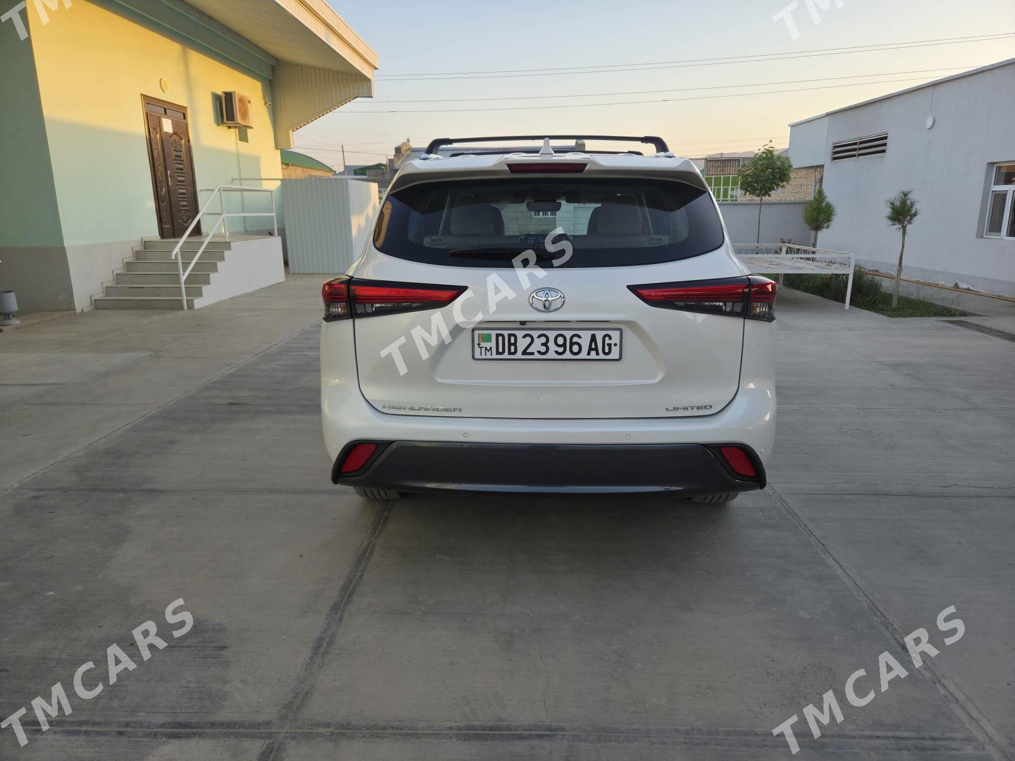 Toyota Highlander 2022 - 725 000 TMT - Gyzylarbat - img 9