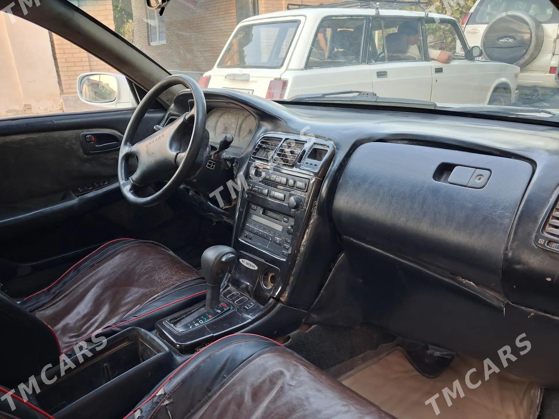 Toyota Chaser 1994 - 40 000 TMT - Фарап - img 3