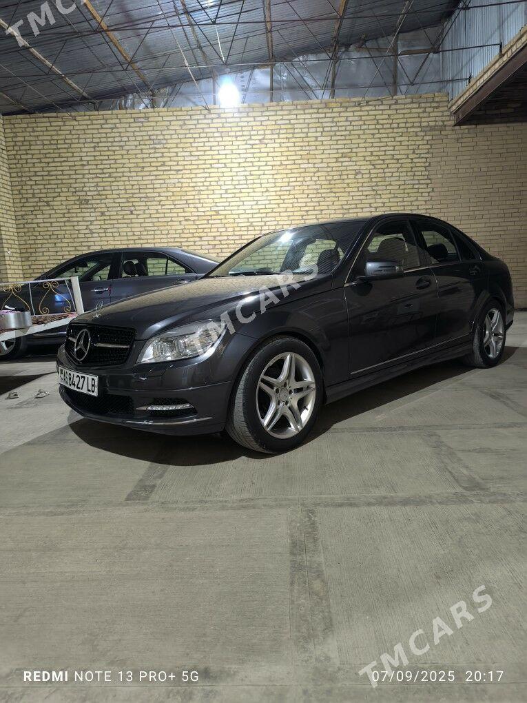 Mercedes-Benz 300CE 2011 - 240 000 TMT - Туркменабат - img 9