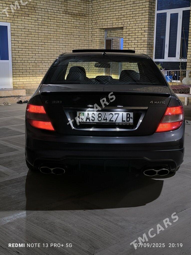 Mercedes-Benz 300CE 2011 - 240 000 TMT - Туркменабат - img 5