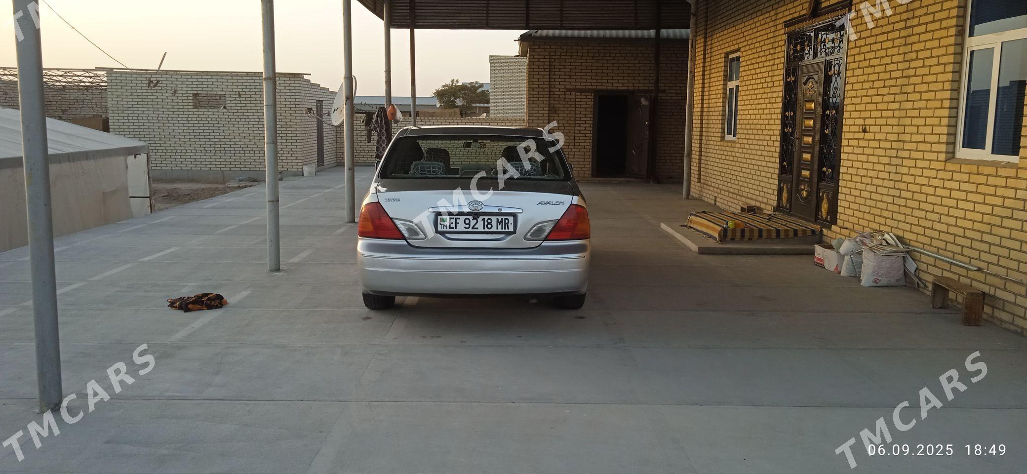 Toyota Avalon 2001 - 154 000 TMT - Мургап - img 7