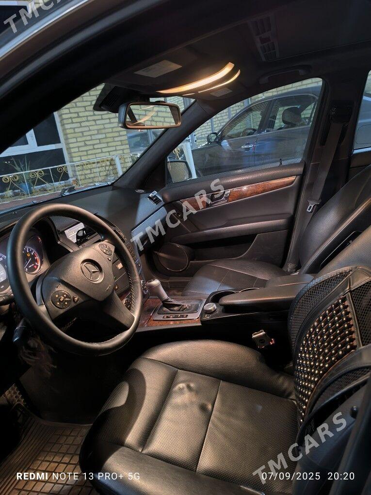 Mercedes-Benz 300CE 2011 - 240 000 TMT - Туркменабат - img 4